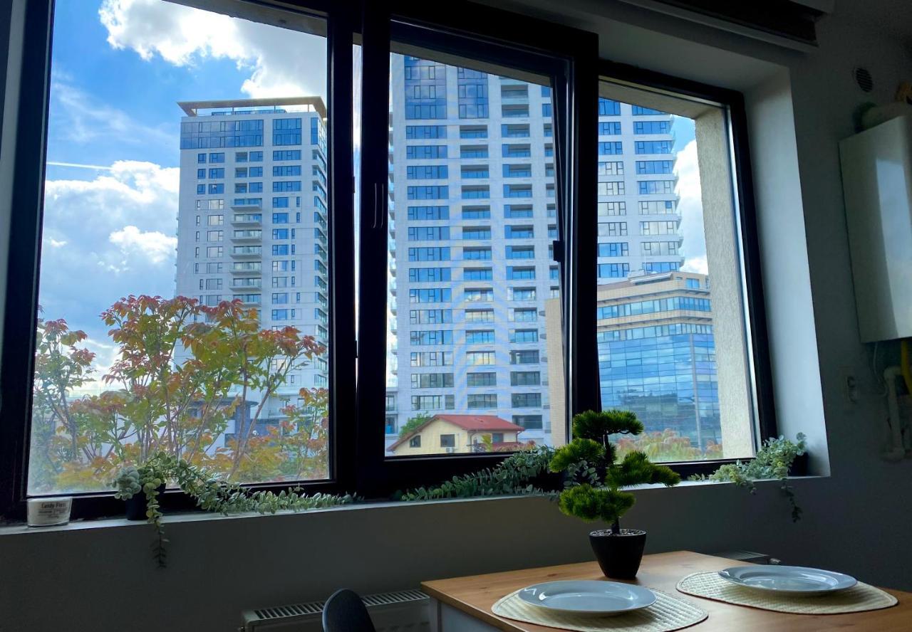 Cozy Apartment With Self Check-In Near Promenada Mall And Verdi Park Bucarest Extérieur photo