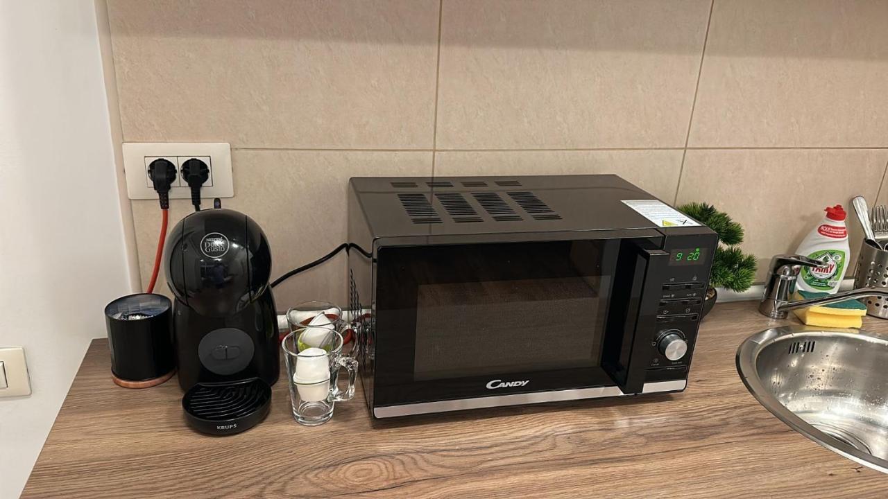 Cozy Apartment With Self Check-In Near Promenada Mall And Verdi Park Bucarest Extérieur photo