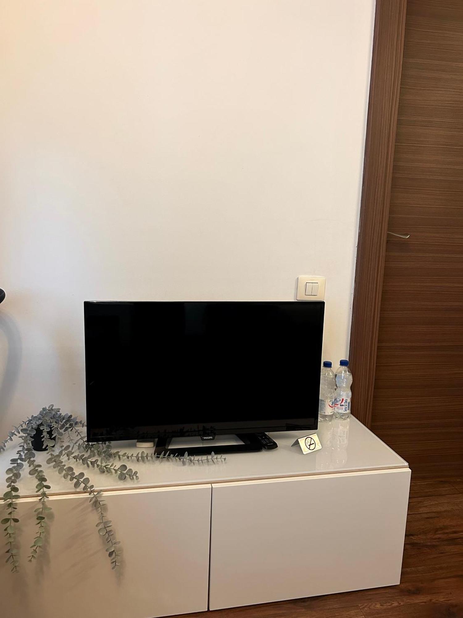 Cozy Apartment With Self Check-In Near Promenada Mall And Verdi Park Bucarest Extérieur photo