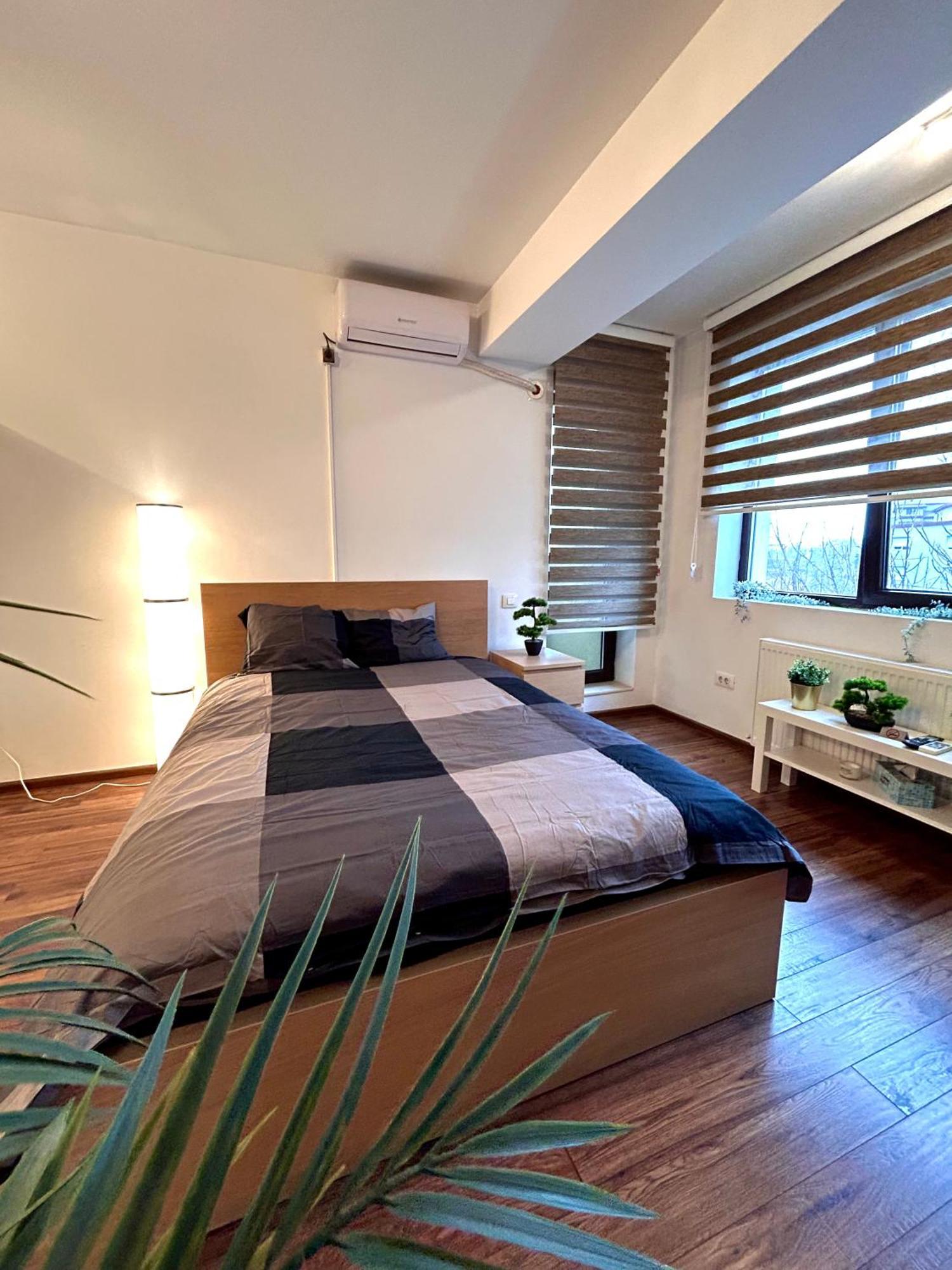 Cozy Apartment With Self Check-In Near Promenada Mall And Verdi Park Bucarest Extérieur photo